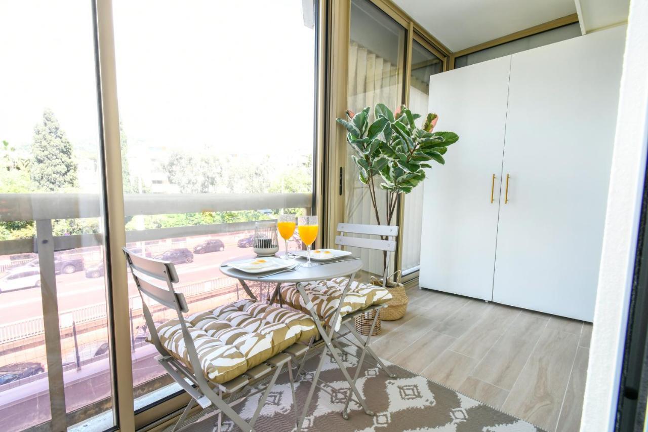 Elena Yourhosthelper Apartment Cannes